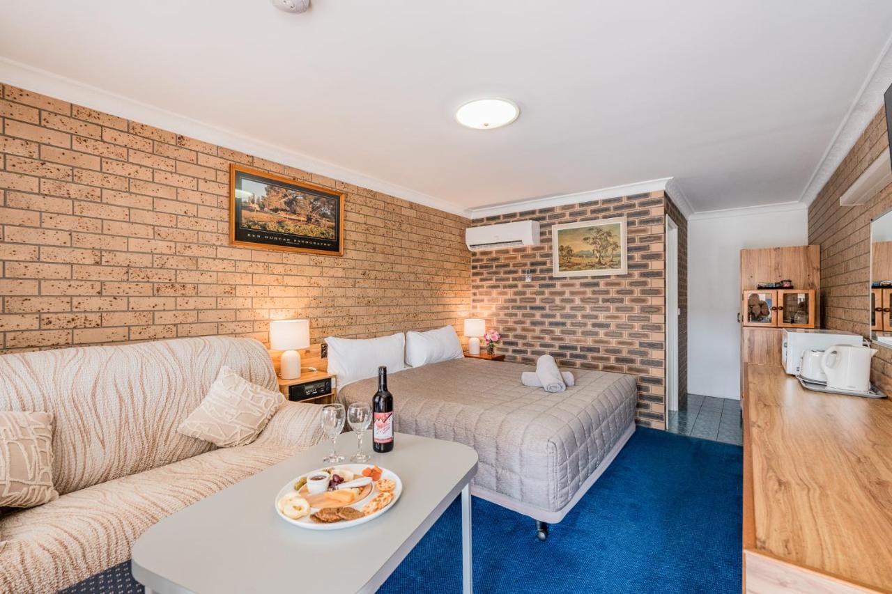 Settlers Motor Inn Tenterfield Extérieur photo