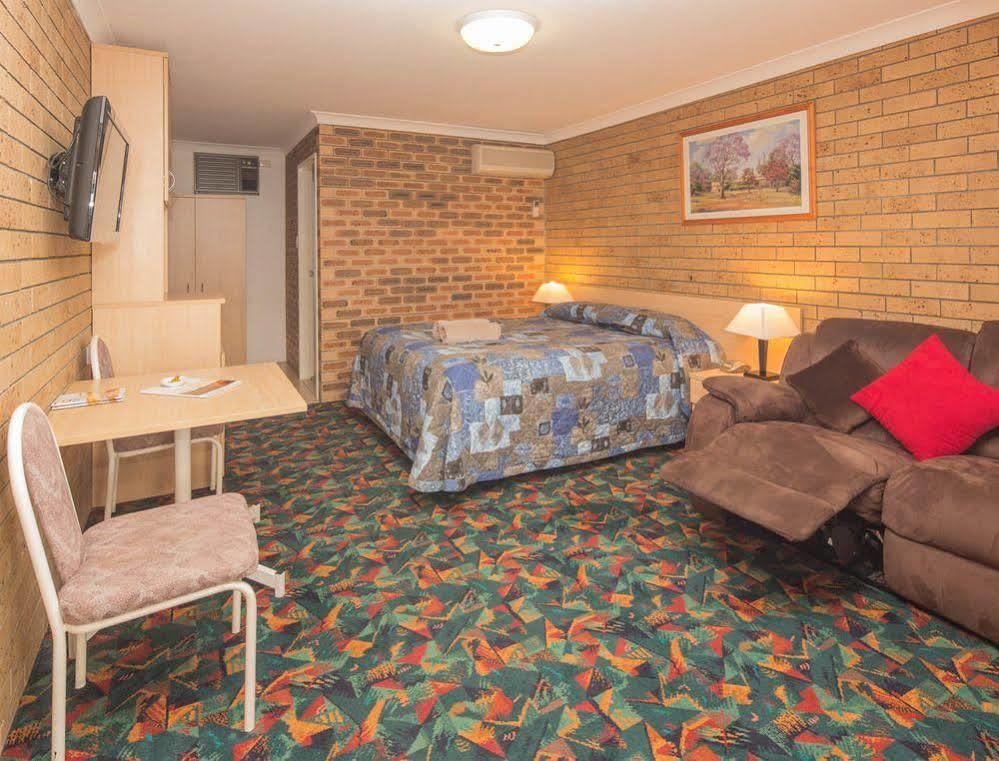Settlers Motor Inn Tenterfield Extérieur photo